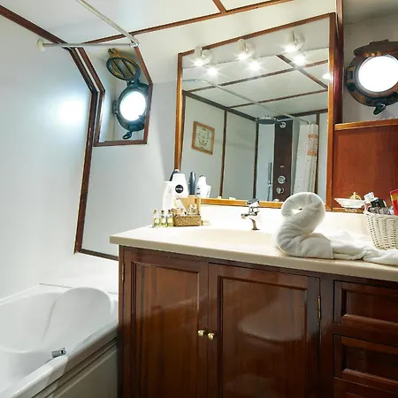 Botel Southern Cross Barcelona